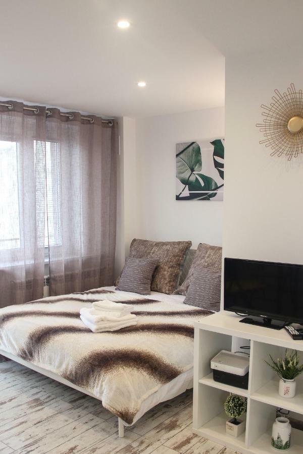 Sunny City Center Apartment Warsaw Exterior photo