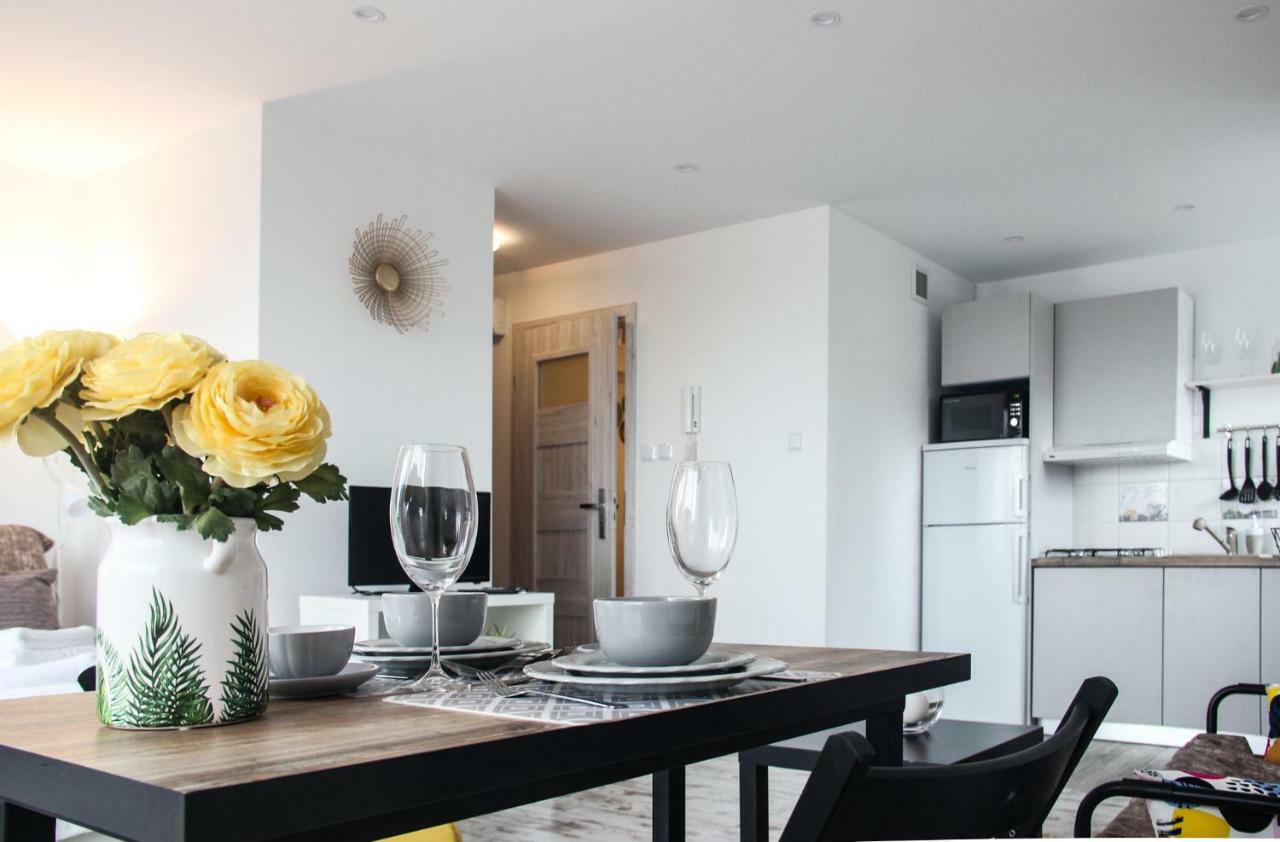 Sunny City Center Apartment Warsaw Exterior photo